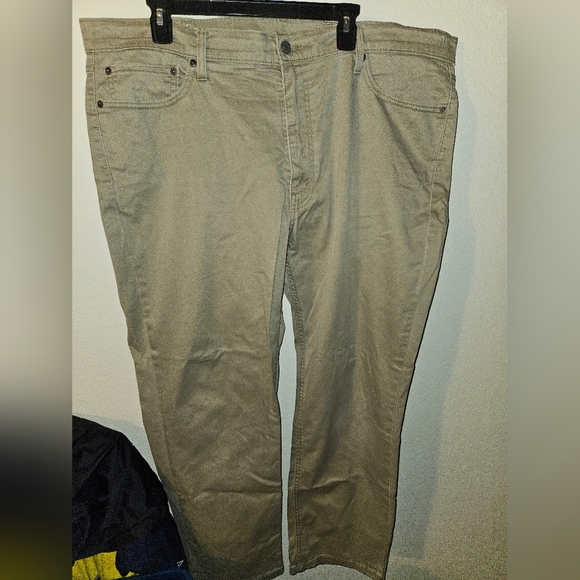 Levi Strauss Mens Tan Pants Size 42x30 - Picture 1 of 12